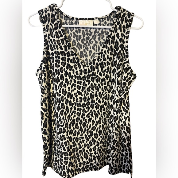 Belle by Kim Gravel Tops - belle by Kim Gravel Women’s Brushed Knit Animal Print 🐆 V-neck Tank Top Medium